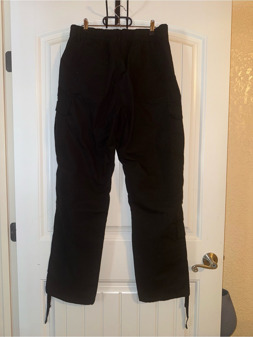 Classic Black Cargo Pants for Men — Elastic Waist & Utility Pockets
